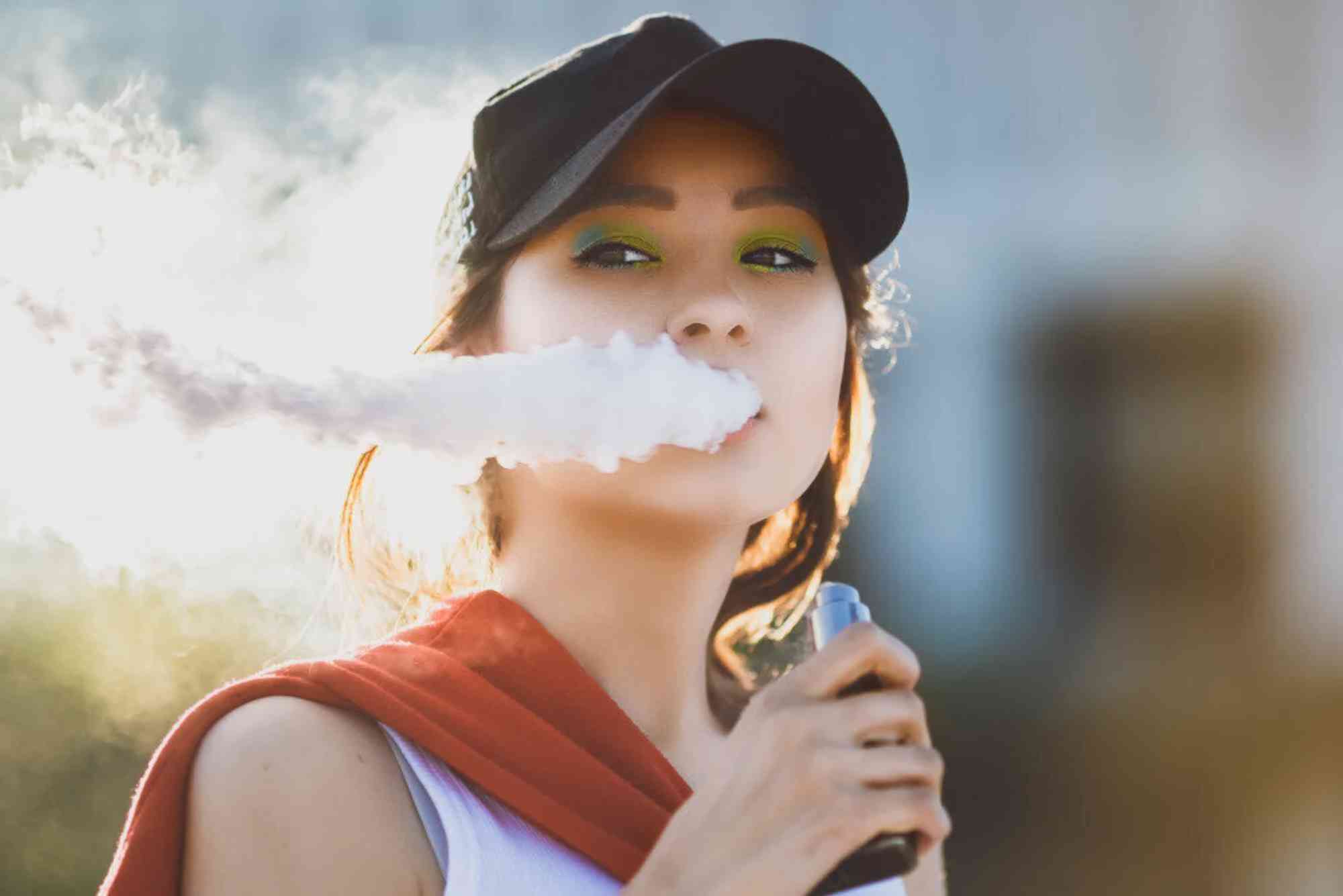 Indoor Vaping Laws UAE