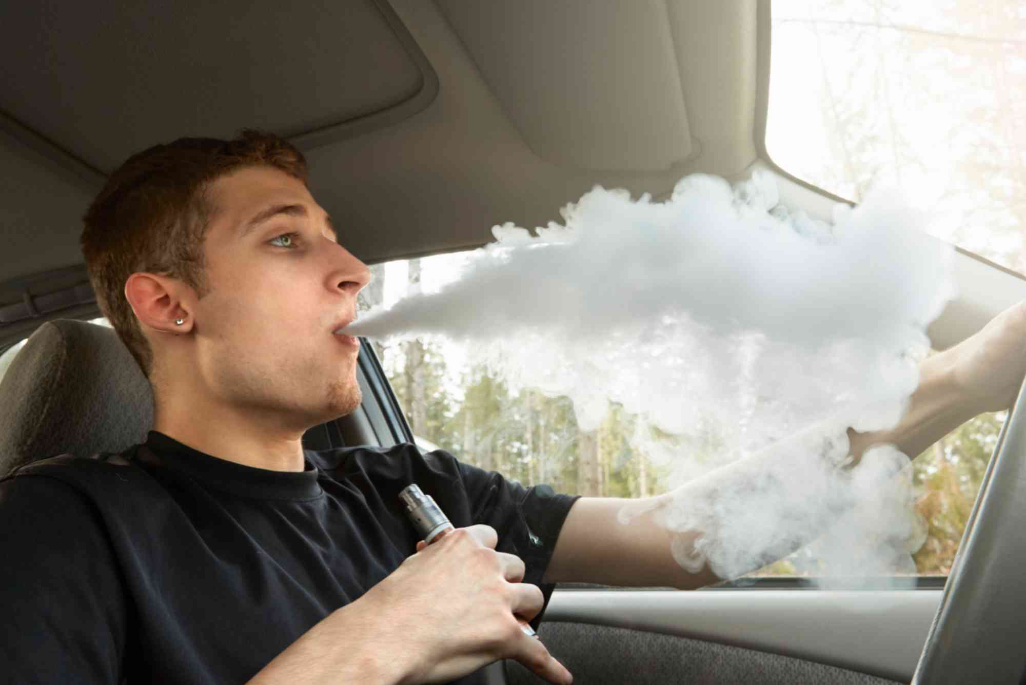 Is it Illegal to Smoke a Vape While Driving