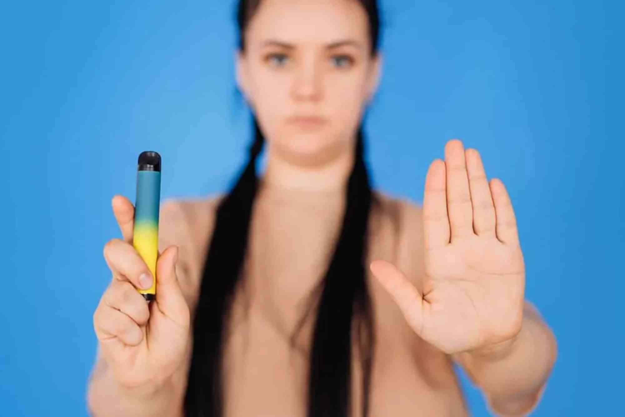 Is it illegal to vape in a car with children – Busting the Biggest Vaping Myths of 2025